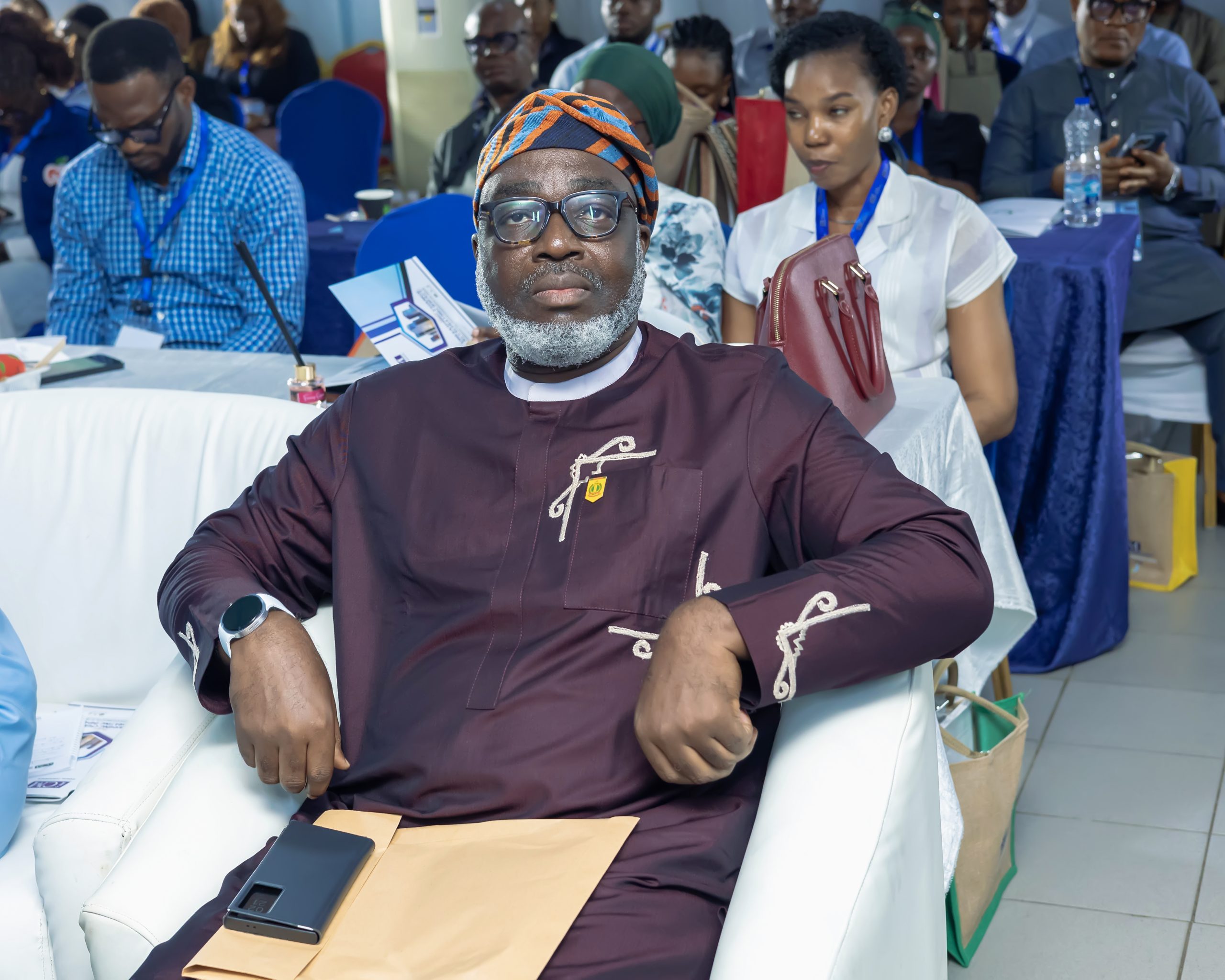 Mr Samuel Agbeluyi